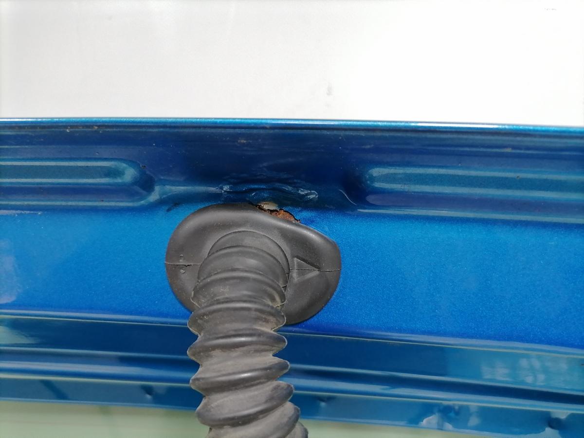 Dacia Lodgy original Heckklappe mit Heckscheibe Blau Bj.2018